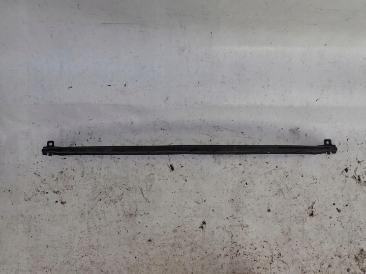 VOLKSWAGEN GOLF VI 6 08-> RINFORZO PARAURTI inferiore Anteriore Anteriore 5K0807651
