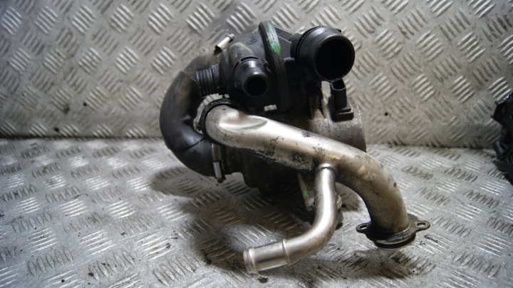 Wasserpumpe BMW E90 70285320