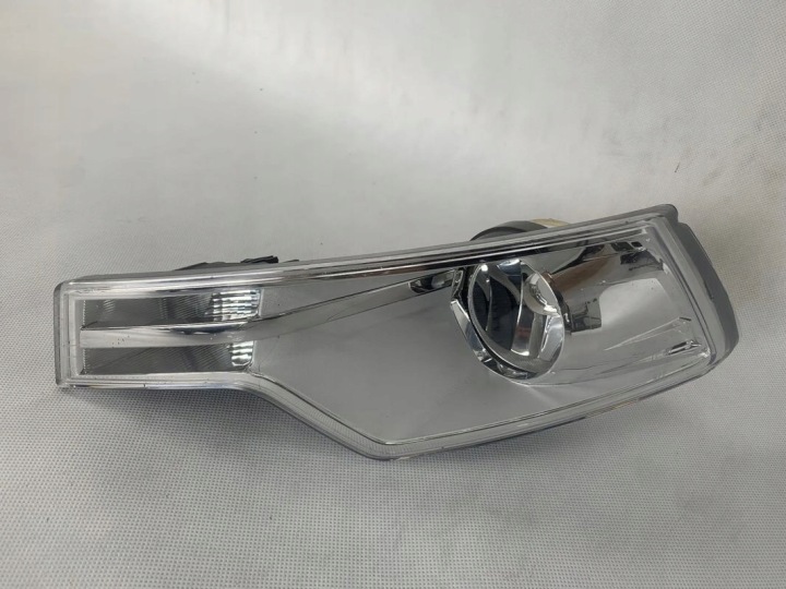 Citroen C5 08r Feux antibrouillard Gauche 2008 c 5 9681061080