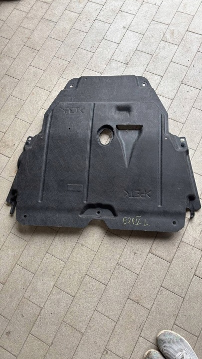 cover below engine Renault Espace V LIFT (RFC) 758905275R