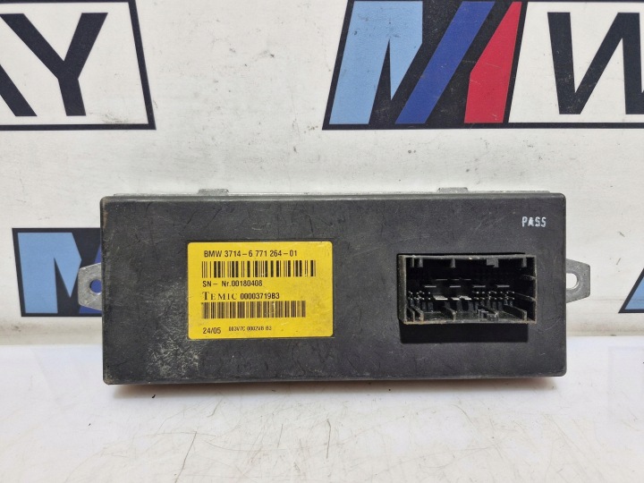BMW E60 E61 E63 E64 modul Vezerlő egység DYNAMIC DRIVE 6771264