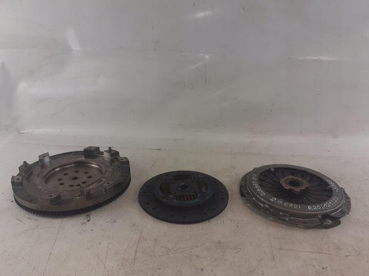 KOMPLET Embrayage KIA CERATO 2.0CRDI