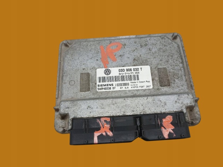 kompjuter računalo motora 03D906032T 1.2 B VW Volkswagen Polo IV (2002-2008)