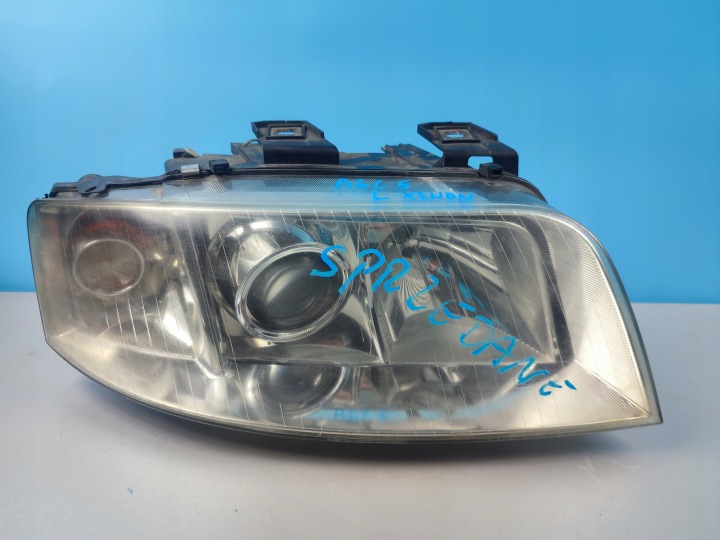 Licht rechts vorne Audi A6 C5 xenon