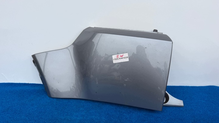 RANGE ROVER EVOQUE 11+ corner of a bumper left rear part side moulding K139/KW1428