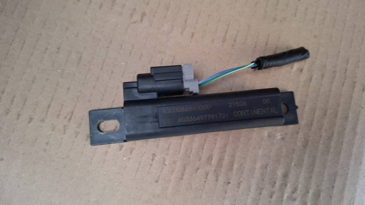 Amplificateur antenne Mazda 2 A3C0086980000