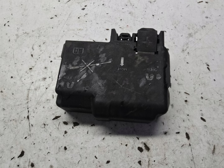 OPEL MERIVA B LIFT morsetto positivo copertura GREMBIALINA per Batteria 1.6 CDTI 13362766 TR