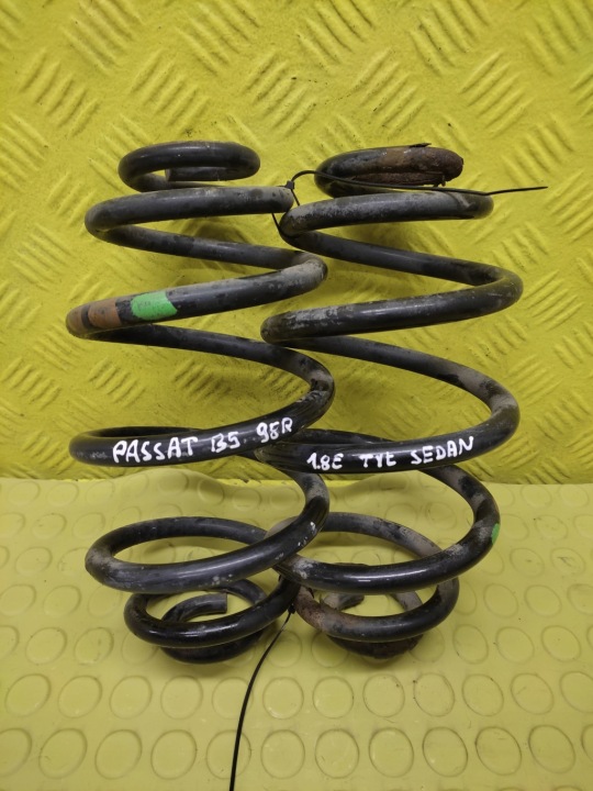 VW PASSAT B5 sedan 1.8 springs rear part KPL