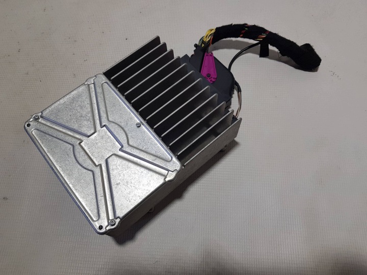 amplifier HARMAN KARDON Mercedes R W251 2518706689
