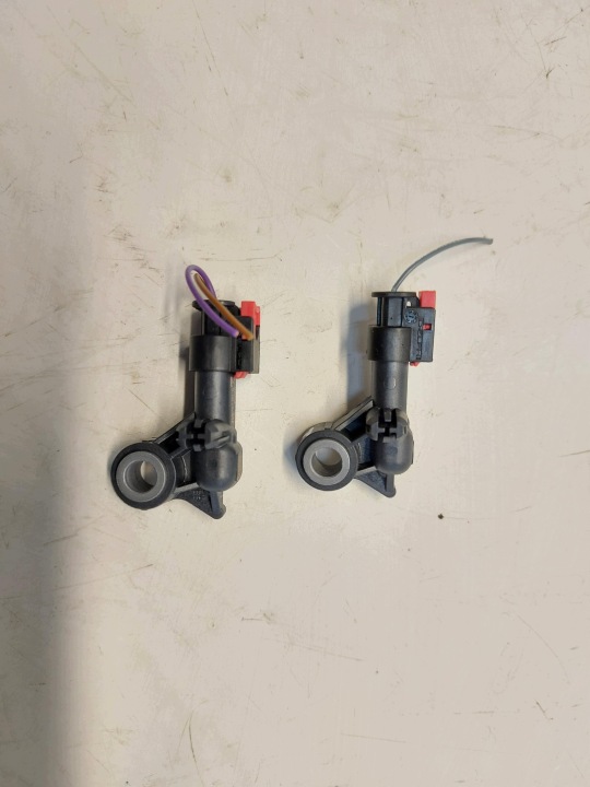 TESLA MODEL Y 2024r senzor udara 1036761-00-B-JLK01