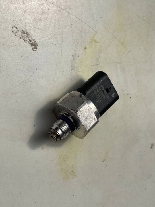 sensor of the air conditioning temperatury of pressure AUDI VW SKODA SEAT 4M0959603E !J