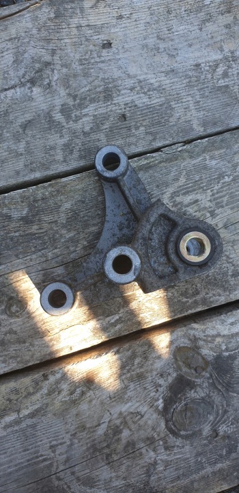 Supporto cambio ingranaggi FORD FIESTA MK4 1.4 B