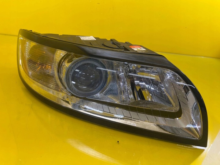 Licht rechts Volvo S40 V50 Lift 07-12 31265699 Xenon
