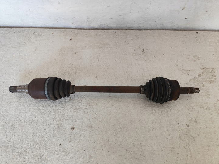 FIAT GRANDE PUNTO 2008 1.4 16V semi-axis left
