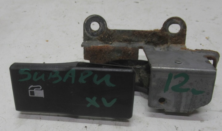 SUBARU XV 12R páčka rúčka nádrže Paliva