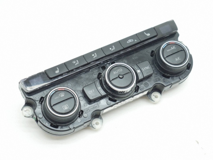 PANEL ovladac klimatizácii klími 1K8907044A VW PASSAT B7