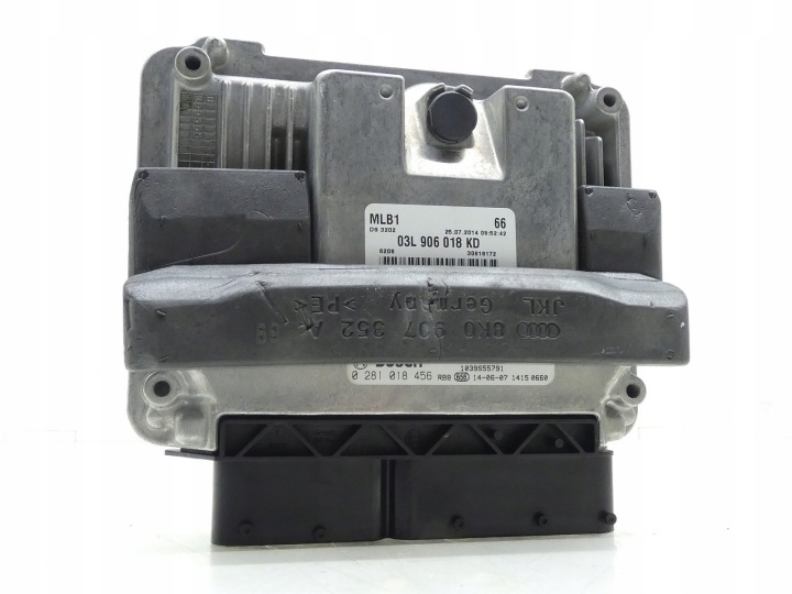 számítógép Vezerlő egység a motrot AUDI A4 B8 A5 8T 2.0 TDI CGL 03L906018KD