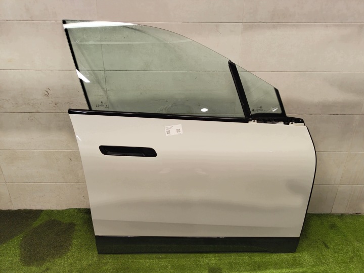 BMW iX i20 Tür rechts vorne Farbe A300