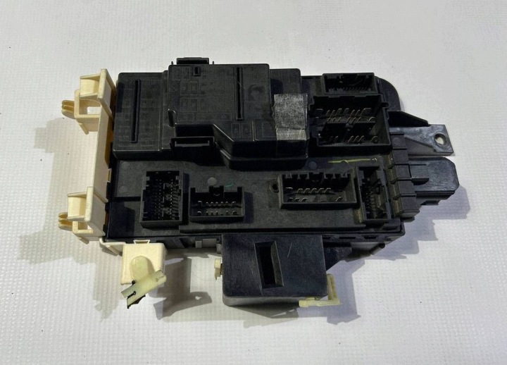 komfortsteuergerät BCM Kasten der Sicherungen Ford Mustang 4.6 2010