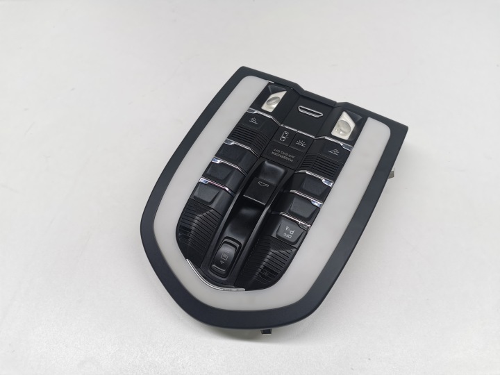FANALE OSWIETLENIE cabina PORSCHE CAYENNE II 7PP959728A