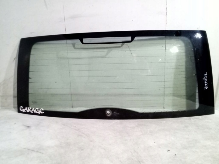 Skoda Roomster Vitre Arrière du capot
