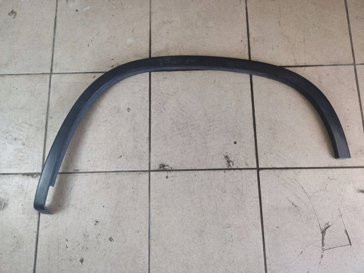 Moulage Aile Arrière Gauche Bouche buse Volkswagen Tiguan 2008 5N0.854.819