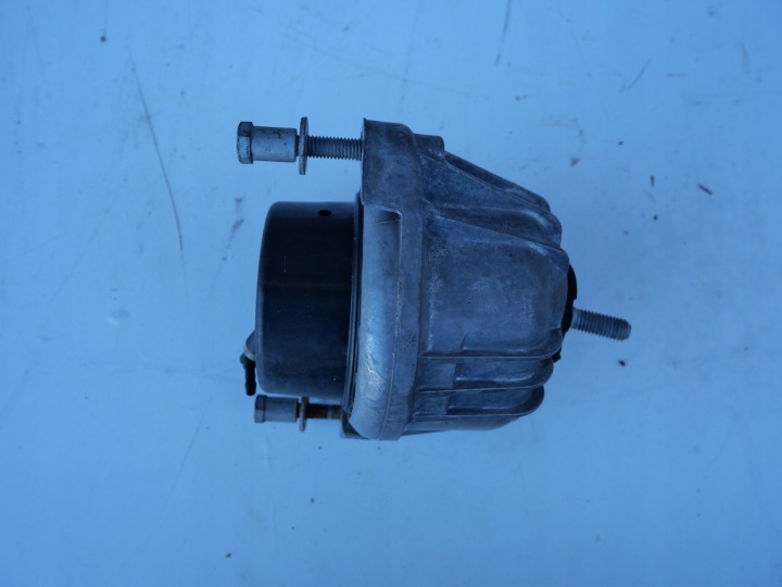 BMW 3 E92 CABRIO Supporti motore usato 13981112