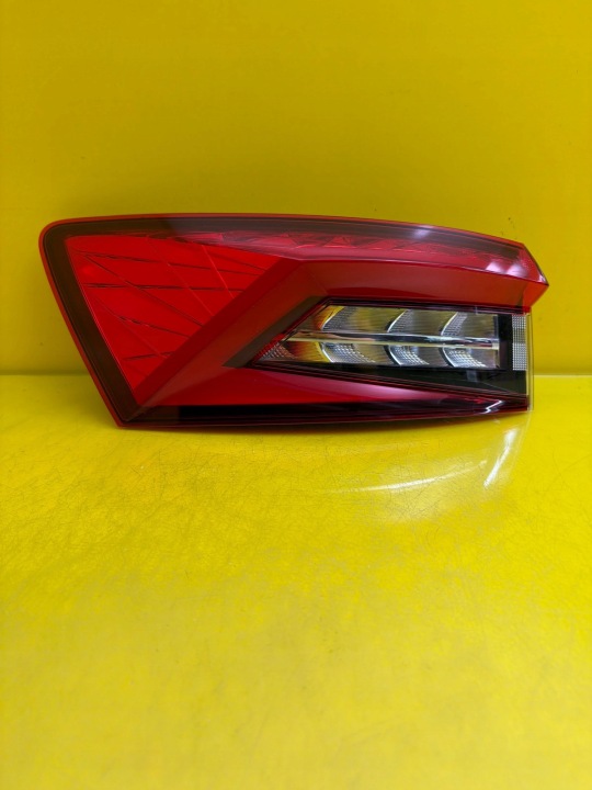 feu arrière arrière gauche Skoda Kodiaq 565 2016- Led 565945207A