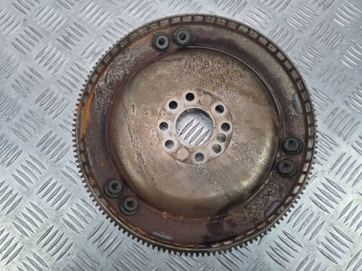 Reifen Rad schwungscheibe schwungrad Mercedes E350 W212 M272.977 A2720300112