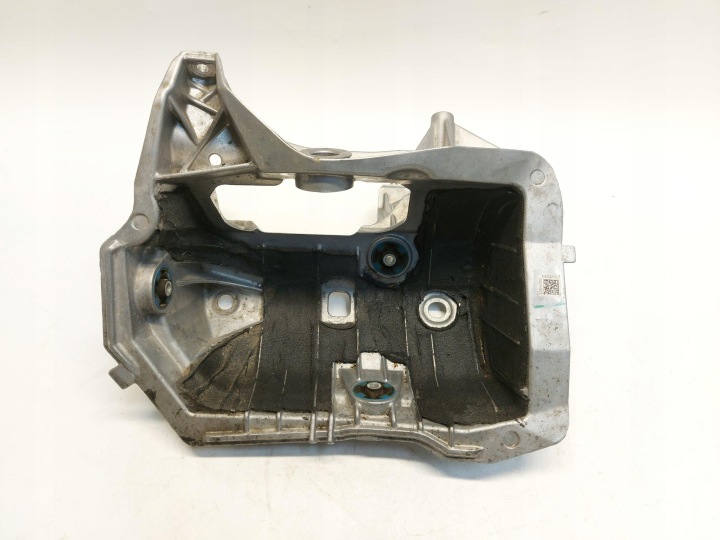 BMW iX1 X1 U11 holder kompresora of the air conditioning 5A205E8