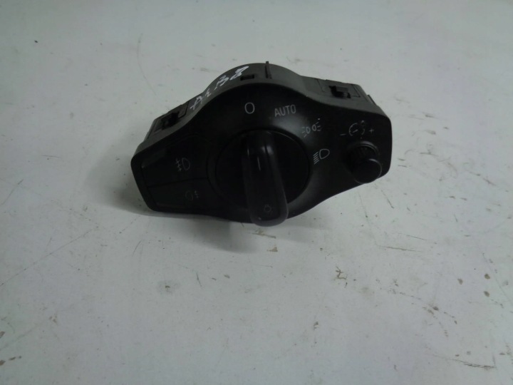 AUDI A4 B8 A5 8T INTERRUTTORE COMANDO LUCI 8K0941531C