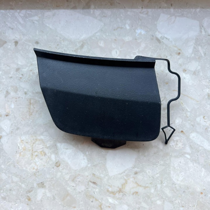 VW JETTA VI LIFT 15-18 5C abschleppöse der stoßstange heck 5C6807441D
