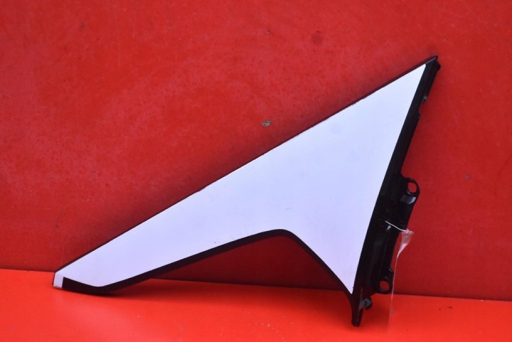 Couverture SPOILERA du capot Arrière Gauche Noir 872J1-R2001 KIA SPORTAGE 5 V 21-25