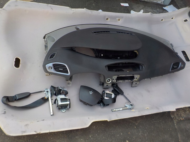 consolle airbag CINTURA SICUREZZA ANTERIORI komplet renault grand scenic III 2016r LIFT