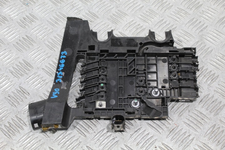 ROZDZIELACZ PRADU VOLVO V90 S90 31346673