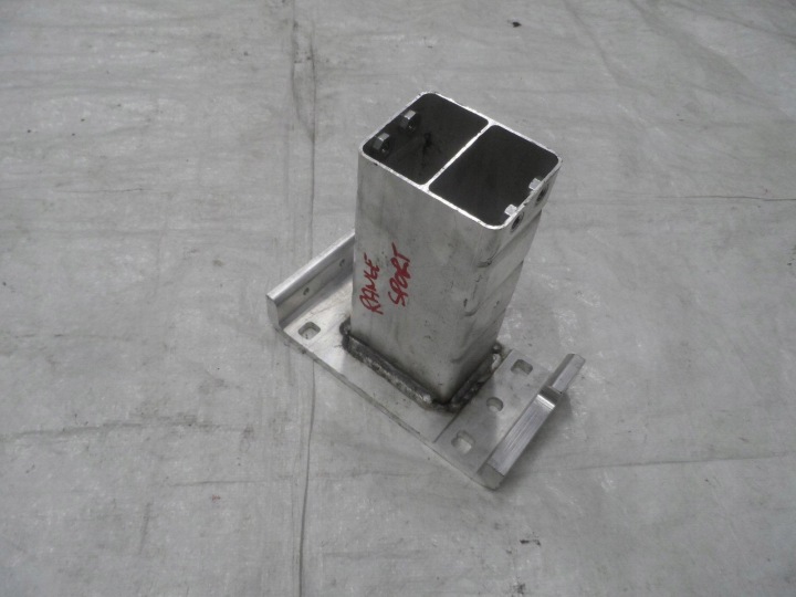 Embout longeron avant Droit LAND RANGE ROVER SPORT L494