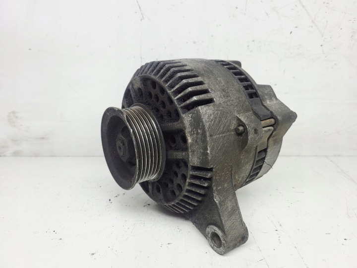 Alternateur Ford FOCUS MK2 V6 F5RU-10316-BA