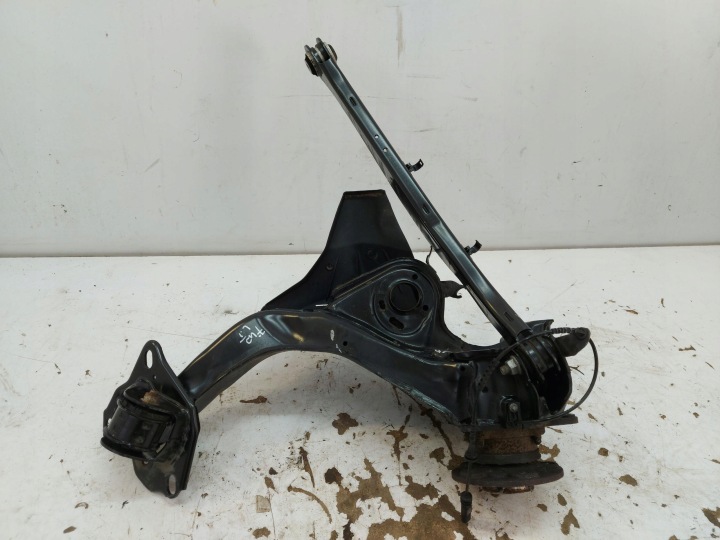 BMW F40 M135i Achsträger links heck hinten 4x4 x-drive