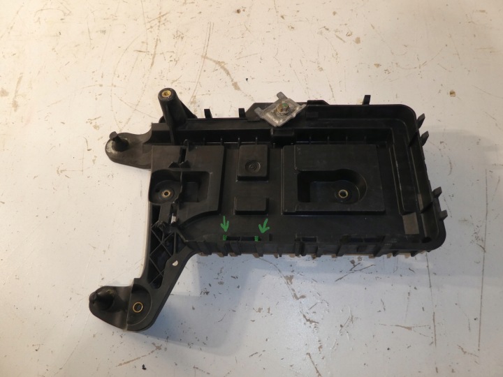 DRŽAČ AKUMULATORA VW SEAT SKODA 1K0915333H