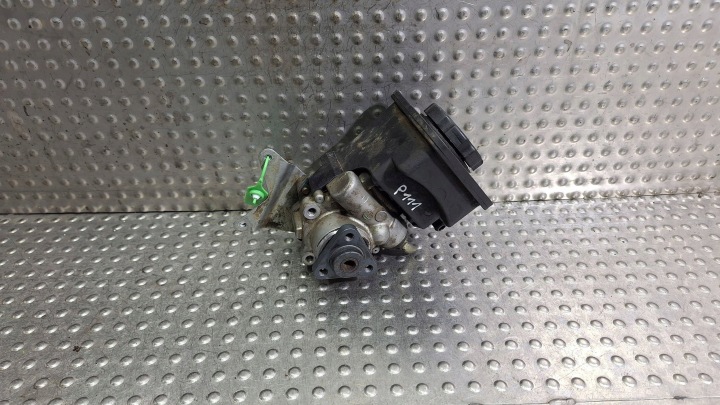 servo pump 1095749 7691974518 BMW SERIA 5 E39 M57