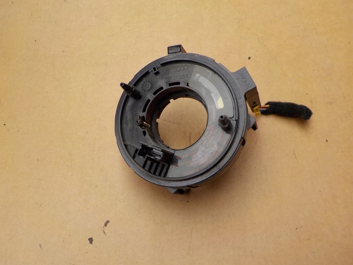 anneau sous volant skoda fabia et 1J0959653B 2004r