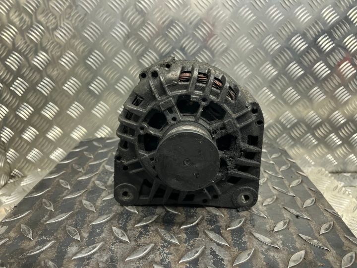 Alternateur RENAULT TRAFIC 2 7700116260C