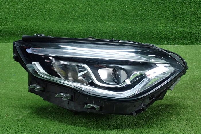 MERCEDES W247 GLA LED LIFT 19- reflektor links Licht links