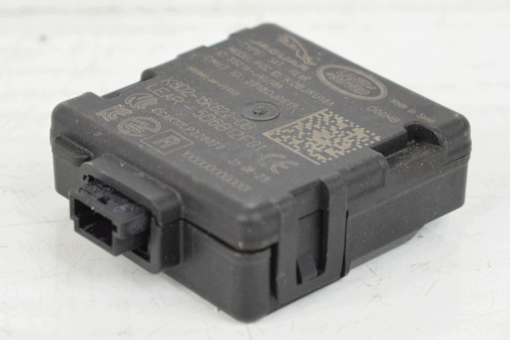 module KEYLESS * JAGUAR LAND ROVER 3521A-JXU18A K8D2-15K622-DB