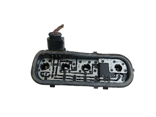 AUDI A4 B6 KOMBI AVANT portalampada fanale usato sinistra posteriore 8E9945257
