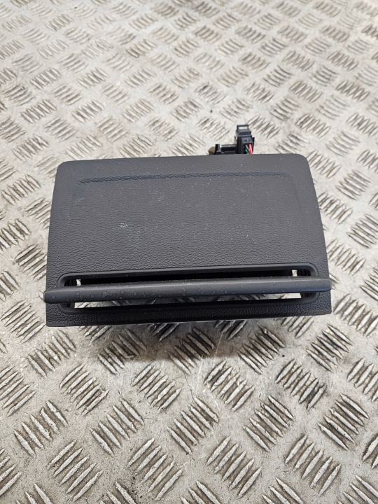 EKRAN display MONITOR LCD MMI NAVI navigácie AUDI A3 8V 8V0857273K