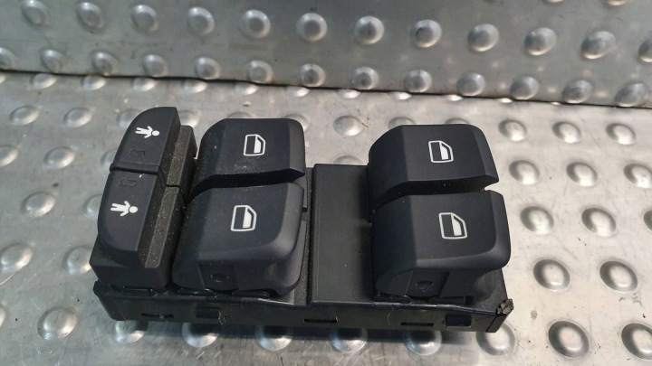 PANEL ovladac oken levý předek AUDI A3 8V 13- 8V0959851D