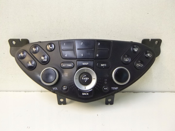 Panel of the air conditioning air conditioning devices Nissan Primera P12 02r.