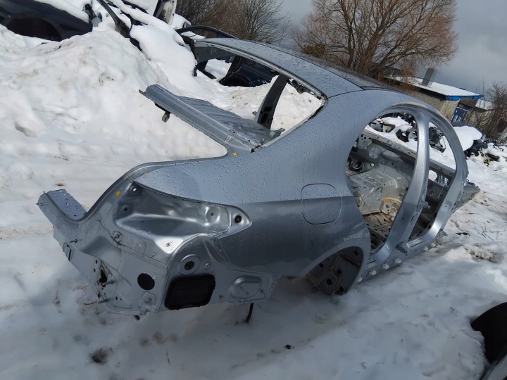 IDEALNA LONGHERONE posteriore posteriore Destro parafango MERCEDES W214 1