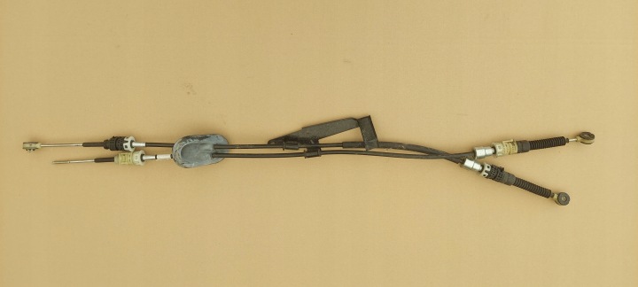 Bowdenzug Schalt getriebe NISSAN JUKE F15 1.2 DIG-T 10-19 9614982